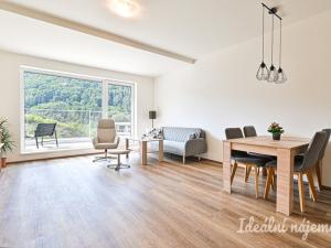 Pronájem bytu 2+kk, Brno, Bystrcká, 59 m2