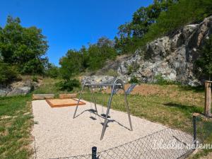 Pronájem bytu 2+kk, Brno, Bystrcká, 59 m2