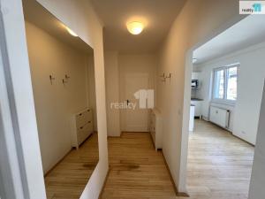 Pronájem bytu 1+1, Praha - Vinohrady, Kouřimská, 49 m2