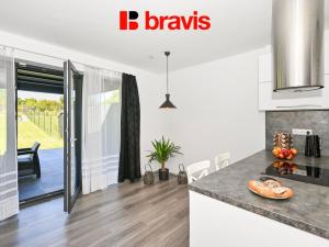 Prodej bytu 4+kk, Holubice, 102 m2