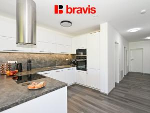 Prodej bytu 4+kk, Holubice, 102 m2