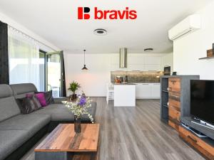 Prodej bytu 4+kk, Holubice, 102 m2