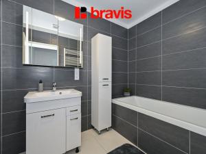 Prodej bytu 4+kk, Holubice, 102 m2