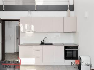 Pronájem bytu 2+kk, Praha - Vršovice, Holandská, 44 m2