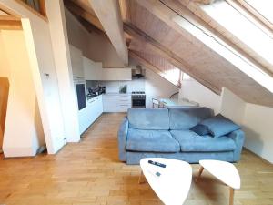 Pronájem bytu 2+kk, Praha - Smíchov, Plzeňská, 54 m2