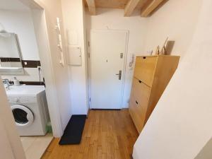 Pronájem bytu 2+kk, Praha - Smíchov, Plzeňská, 54 m2