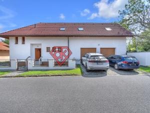 Prodej rodinného domu, Mikulovice, Dlouhá, 349 m2