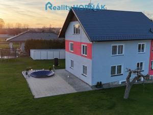 Prodej rodinného domu, Stádlec, 360 m2