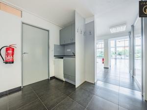 Pronájem kanceláře, Kladno, Americká, 126 m2