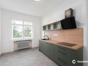 Pronájem bytu 2+1, Zlín - Prštné, B. Němcové, 75 m2