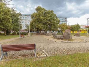 Pronájem bytu 2+kk, Kladno, náměstí Sítná, 44 m2