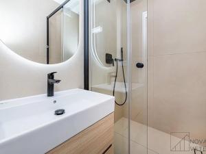 Prodej bytu 2+kk, Praha - Žižkov, Květinková, 50 m2