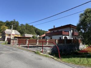 Prodej rodinného domu, Kolinec, 100 m2