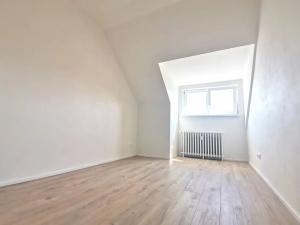 Prodej bytu 2+kk, Praha - Žižkov, Jeseniova, 44 m2