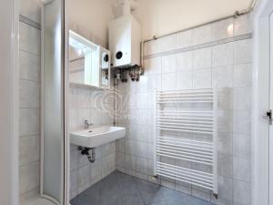 Pronájem bytu 2+kk, Praha - Libeň, Lindnerova, 52 m2