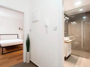 Pronájem bytu 1+kk, Praha - Karlín, Peckova, 27 m2