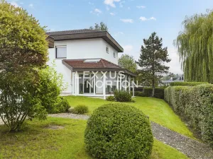 Prodej rodinného domu, Kamenice, Kruhová, 355 m2