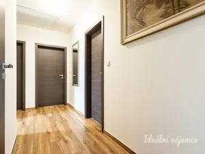 Pronájem bytu 3+kk, Hovorčovice, Střední, 76 m2