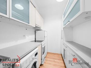 Pronájem bytu 1+kk, Praha - Libeň, Novákových, 27 m2