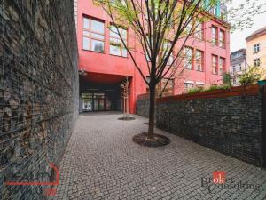 Pronájem bytu 1+kk, Praha - Libeň, Novákových, 27 m2
