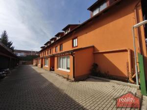 Prodej komerční nemovitosti, Nupaky, 88 m2