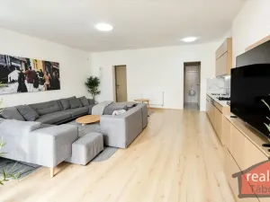 Prodej atypického bytu, Nupaky, 88 m2