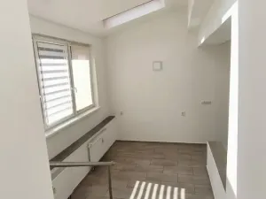 Prodej atypického bytu, Nupaky, 88 m2