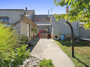 Prodej rodinného domu, Břeclav - Poštorná, Hlavní, 186 m2