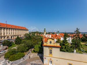 Pronájem bytu 2+kk, Praha - Hradčany, Loretánská, 110 m2