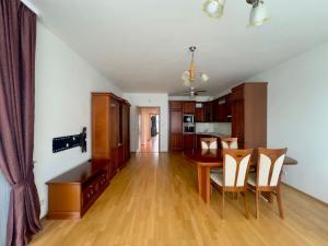 Prodej bytu 3+kk, Praha - Žižkov, Olšanská, 98 m2