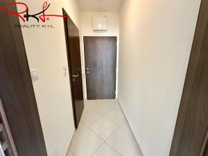 Prodej bytu 1+kk, Praha, Honzíkova, 27 m2