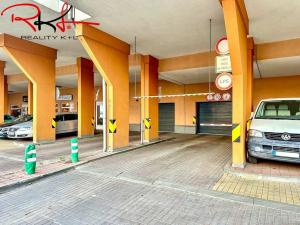 Pronájem garáže, Praha - Vysočany, Poděbradská, 12 m2