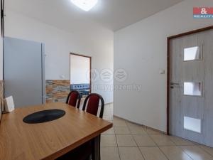 Prodej bytu 3+1, Horní Slavkov, Dlouhá, 65 m2