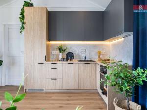 Prodej domu na klíč, Solnice, Masarykovo náměstí, 57 m2