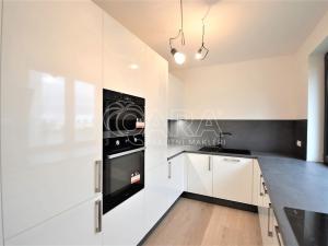 Pronájem rodinného domu, Praha - Kbely, Zamašská, 126 m2