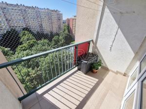 Prodej bytu 3+1, Praha - Kobylisy, Chabařovická, 67 m2