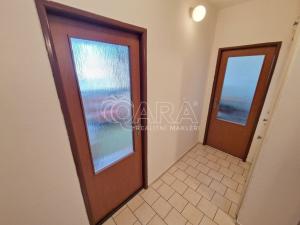 Prodej bytu 3+1, Praha - Kobylisy, Chabařovická, 67 m2