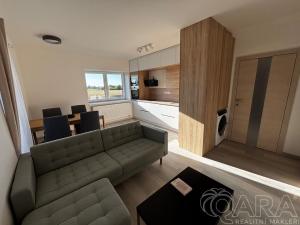 Pronájem bytu 3+kk, Praha - Satalice, Za školkou, 56 m2