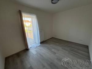 Pronájem bytu 3+kk, Praha - Satalice, Za školkou, 56 m2