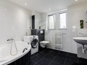 Prodej bytu 2+1, Roztoky, Masarykova, 57 m2