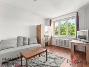 Pronájem bytu 2+1, Pardubice - Zelené Předměstí, Benešovo náměstí, 38 m2