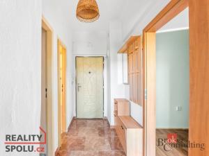 Pronájem bytu 2+1, Pardubice - Zelené Předměstí, Benešovo náměstí, 38 m2
