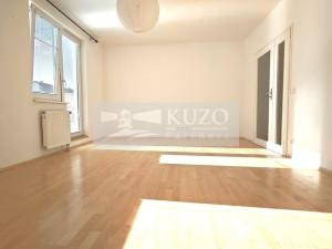 Prodej bytu 3+1, Praha, Hornomlýnská, 93 m2