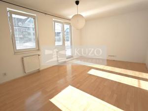 Prodej bytu 3+1, Praha, Hornomlýnská, 93 m2