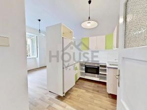 Prodej bytu 2+kk, Praha - Žižkov, Rečkova, 41 m2
