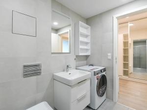 Pronájem bytu 2+kk, Praha - Michle, Michelská, 59 m2