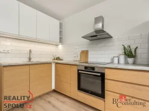 Prodej bytu 3+1, Praha - Modřany, Urbánkova, 79 m2