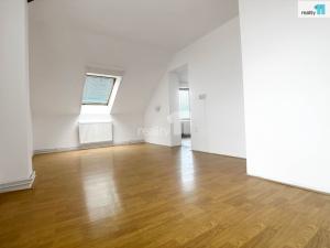 Pronájem bytu 3+1, Kroměříž, Chropyňská, 74 m2