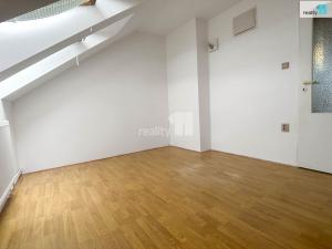 Pronájem bytu 3+1, Kroměříž, Chropyňská, 74 m2