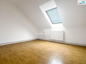 Pronájem bytu 3+1, Kroměříž, Chropyňská, 74 m2